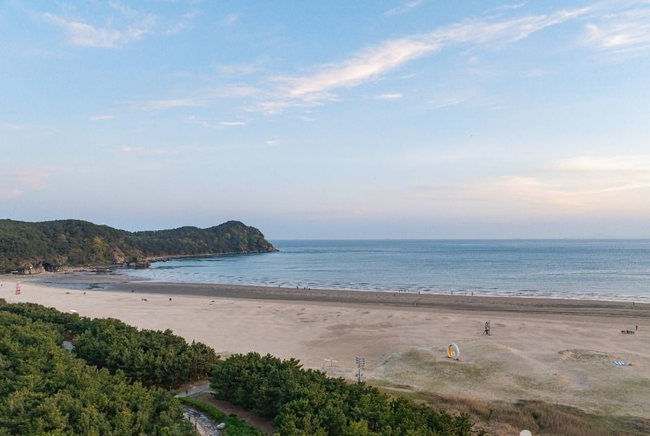 다대포해수욕장, 몰운대와 낙조분수를 잇는 부산 서쪽 코스