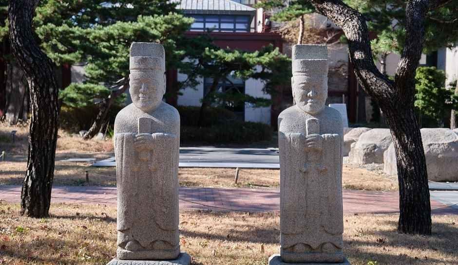 서울역사박물관 전시 공간과 밝은 실내 풍경